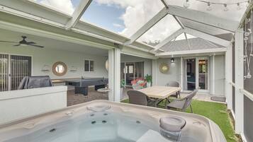 House (4 Bedrooms) | Front of property