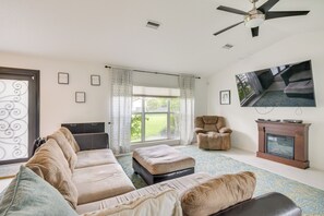 House (4 Bedrooms) | Interior