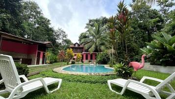 Alberca al aire libre