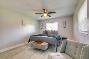 4 bedrooms, laptop workspace, iron/ironing board, free cribs/infant beds - Dog-friendly Home in Valrico w/ Private Pool! (Valrico)
