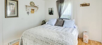 Gillette Adventure Base 1 Mi to Historic Downtown!