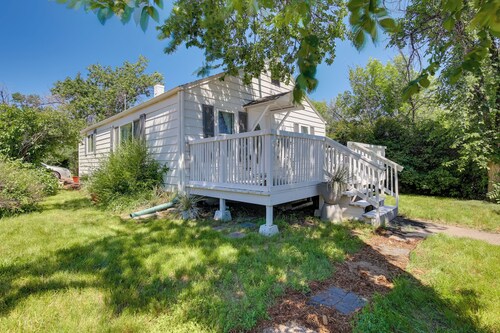 Gillette Adventure Base 1 Mi to Historic Downtown!