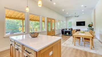 Rumah (4 Bedrooms) | Interior