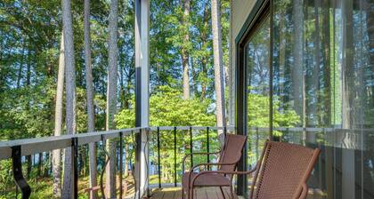 Waterfront Lake Hartwell Vacation Rental w/ Dock!
