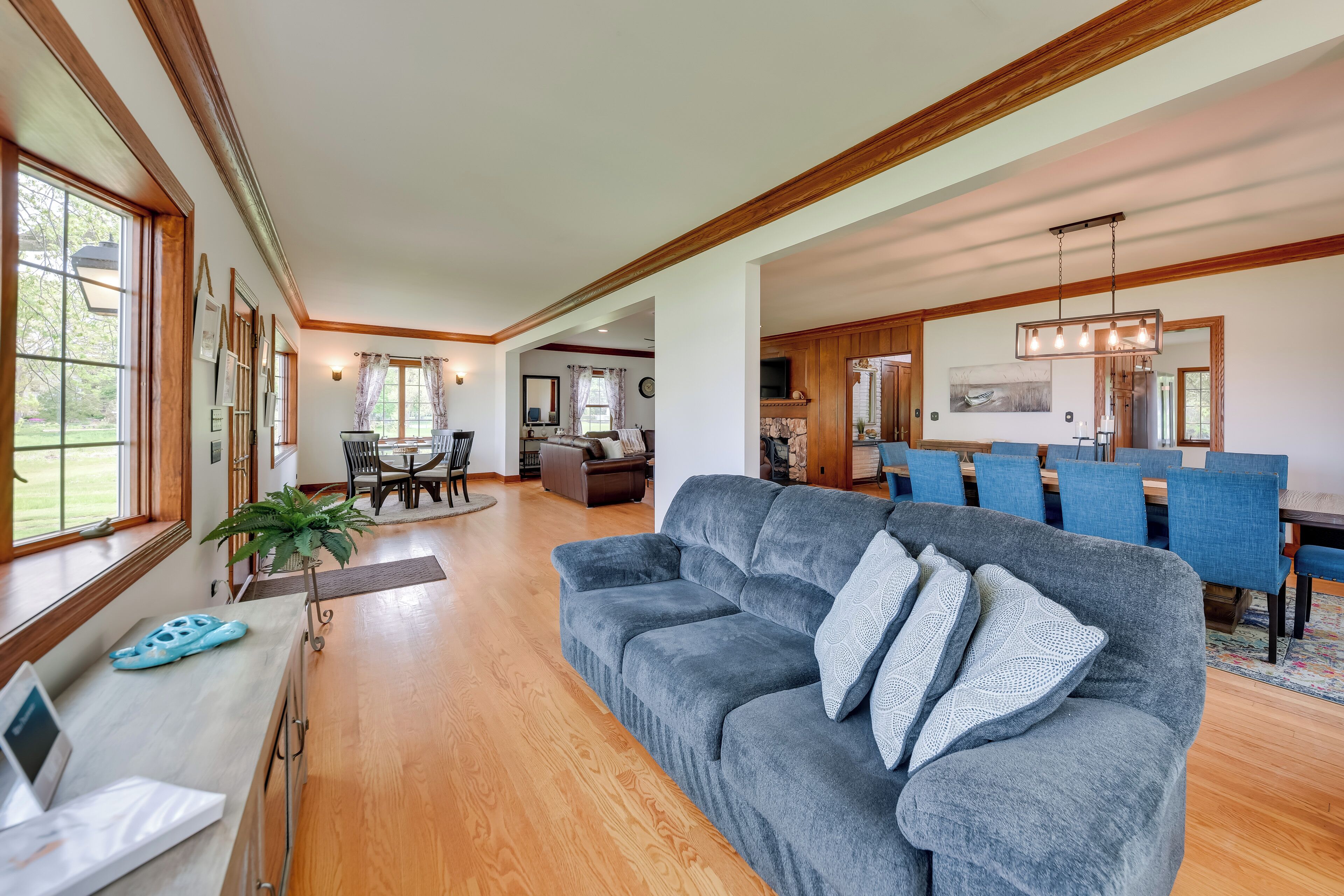 Talo (Multiple Bedrooms) | Sisätilat