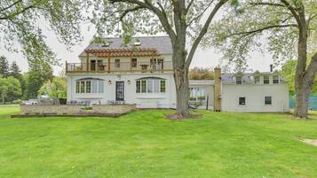 House (Multiple Bedrooms) | Interior
