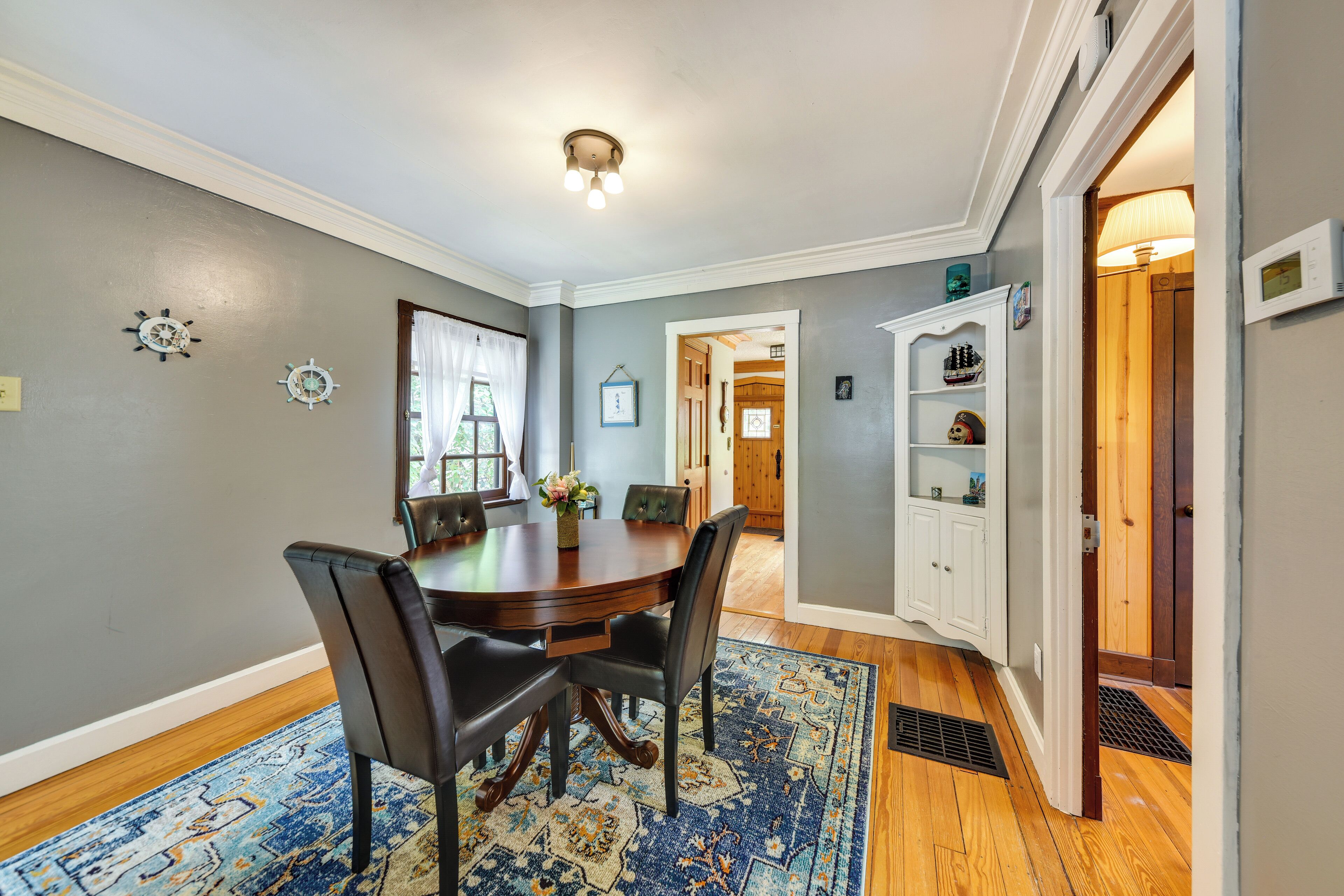 Cottage (2 Bedrooms) | Interior