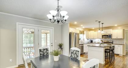 Hillsborough Vacation Rental ~ 18 Mi to Durham!