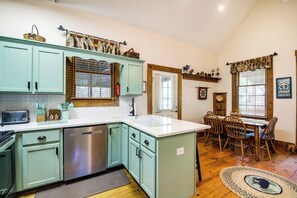 House (3 Bedrooms) | Interior - Lake Cumberland Resort Cabin In Gated Community! (Burnside)