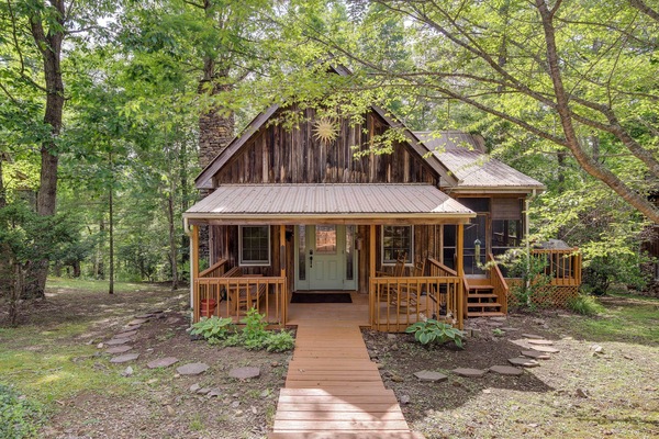 House (3 Bedrooms) | Front of property