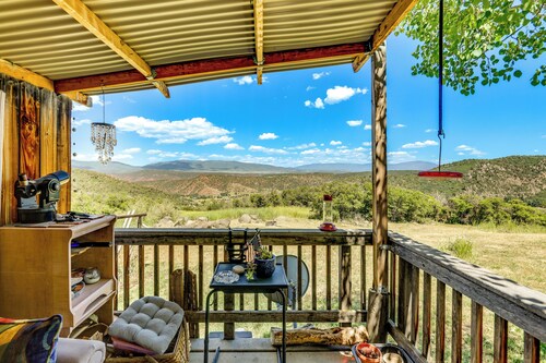 Scenic Mount Sopris View: Historic Alpine Cabin!