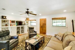 Cottage (2 Bedrooms) | Interior