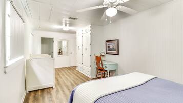 Cottage (2 Bedrooms) | Interior