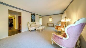 Apartment (3 Bedrooms) | Interior
