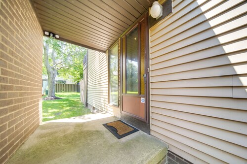 Cleveland Area Retreat Near Lake Erie