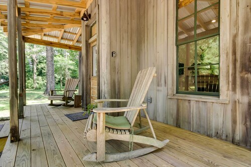 Historic Nature Retreat in Mccomb w/ River Access