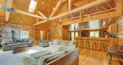A-frame Log Home w/ Game Room Near Lake George!