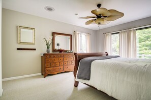 Interior - 3 Mi to Downtown: Inviting Lancaster Home! (Lancaster)