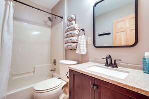 Casa (2 Bedrooms) | Interior