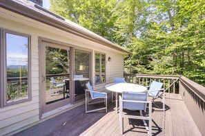 House (3 Bedrooms) | Interior - Dog-friendly Blowing Rock Chalet w/ Stunning Views (Blowing Rock)