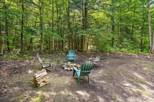 Gloversville Retreat With Patio & Lake Access!