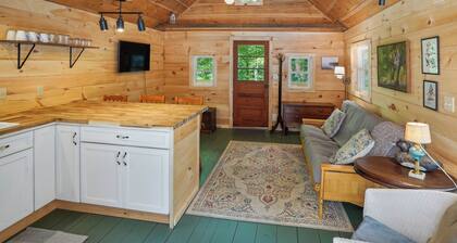 Gloversville Retreat With Patio & Lake Access!