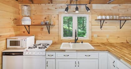 Gloversville Retreat With Patio & Lake Access!