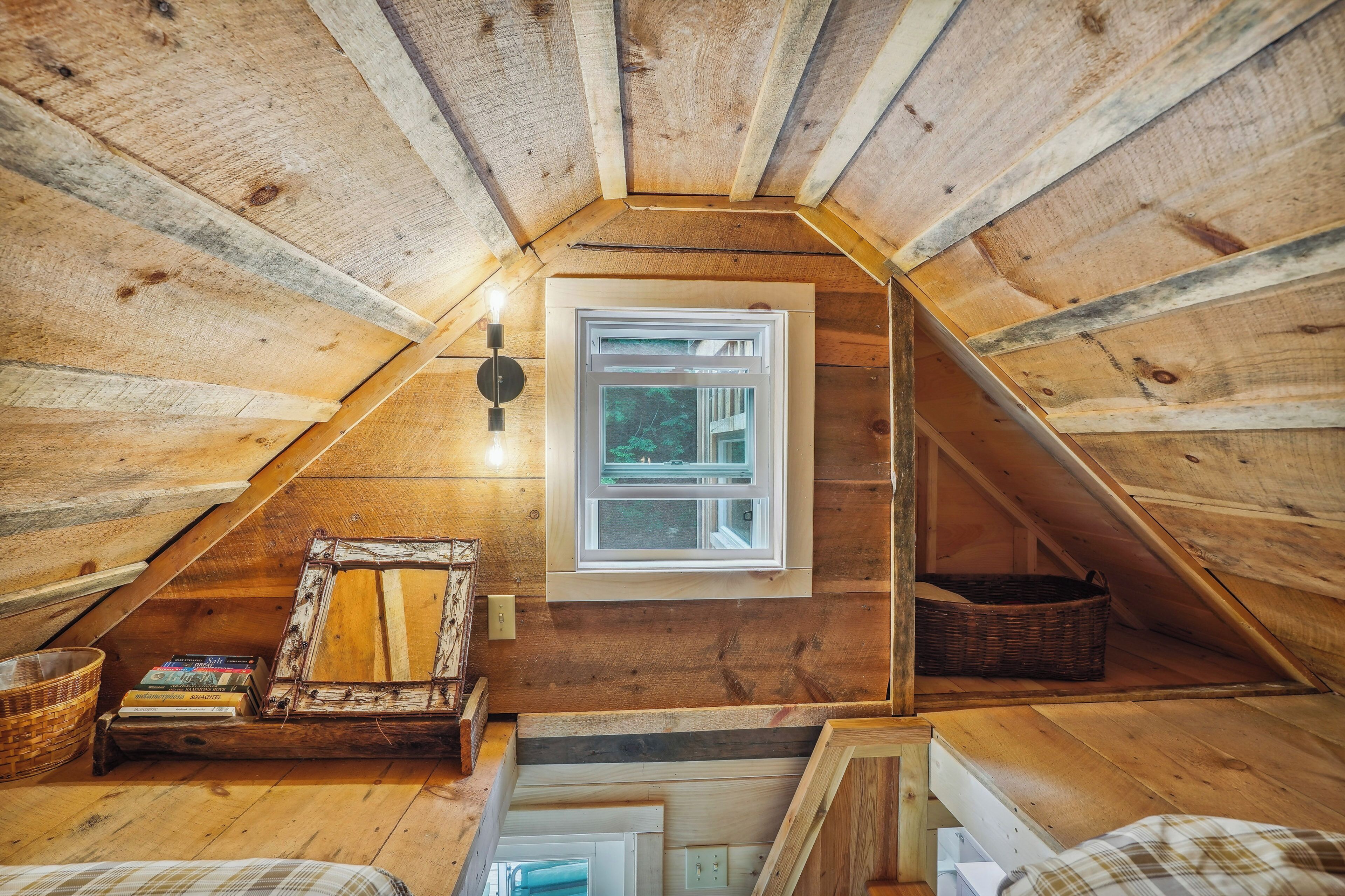 Apartment (0 Bedroom) | Interior