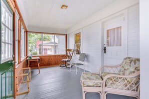 House (2 Bedrooms) | Interior - Point Breeze Vacation Rental, Walk to Lake Ontario (Kent)