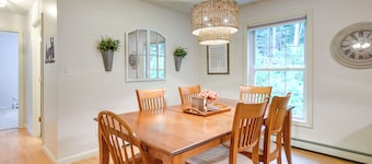 Cozy Campton Home: 10 Mi to Tenney Mountain Resort