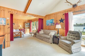 House (1 Bedroom) | Interior