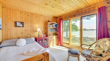 House (1 Bedroom) | Interior