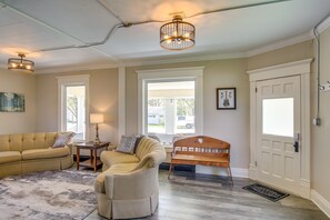 Interior - Pet-friendly Green Lake Vacation Rental! (Green Lake)