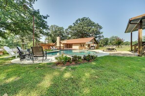House (3 Bedrooms) | Interior - Charming Texarkana Home: Lake & Pool Access! (Texarkana)