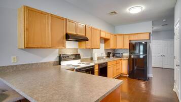 Microwave, oven, stovetop, dishwasher