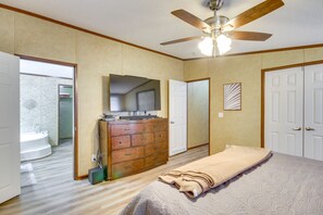 3 間睡房、手提電腦工作空間、熨斗/熨衫板、床單