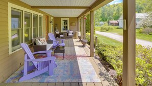 House (4 Bedrooms) | Interior - Mountain Biking Hub: 5 Mi to Berkshire East! (Charlemont)