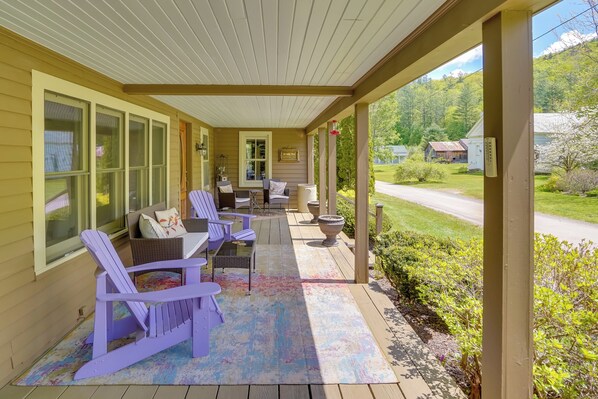 House (4 Bedrooms) | Interior - Mountain Biking Hub: 5 Mi to Berkshire East! (Charlemont)