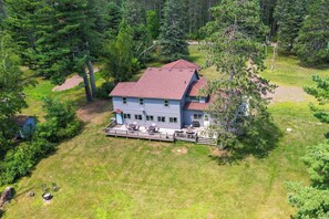 Interior - Spacious Winter Retreat w/ River Access + Kayaks! (Winter)