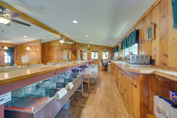 House (Multiple Bedrooms) | Interior