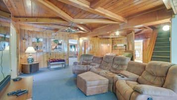 House (Multiple Bedrooms) | Interior