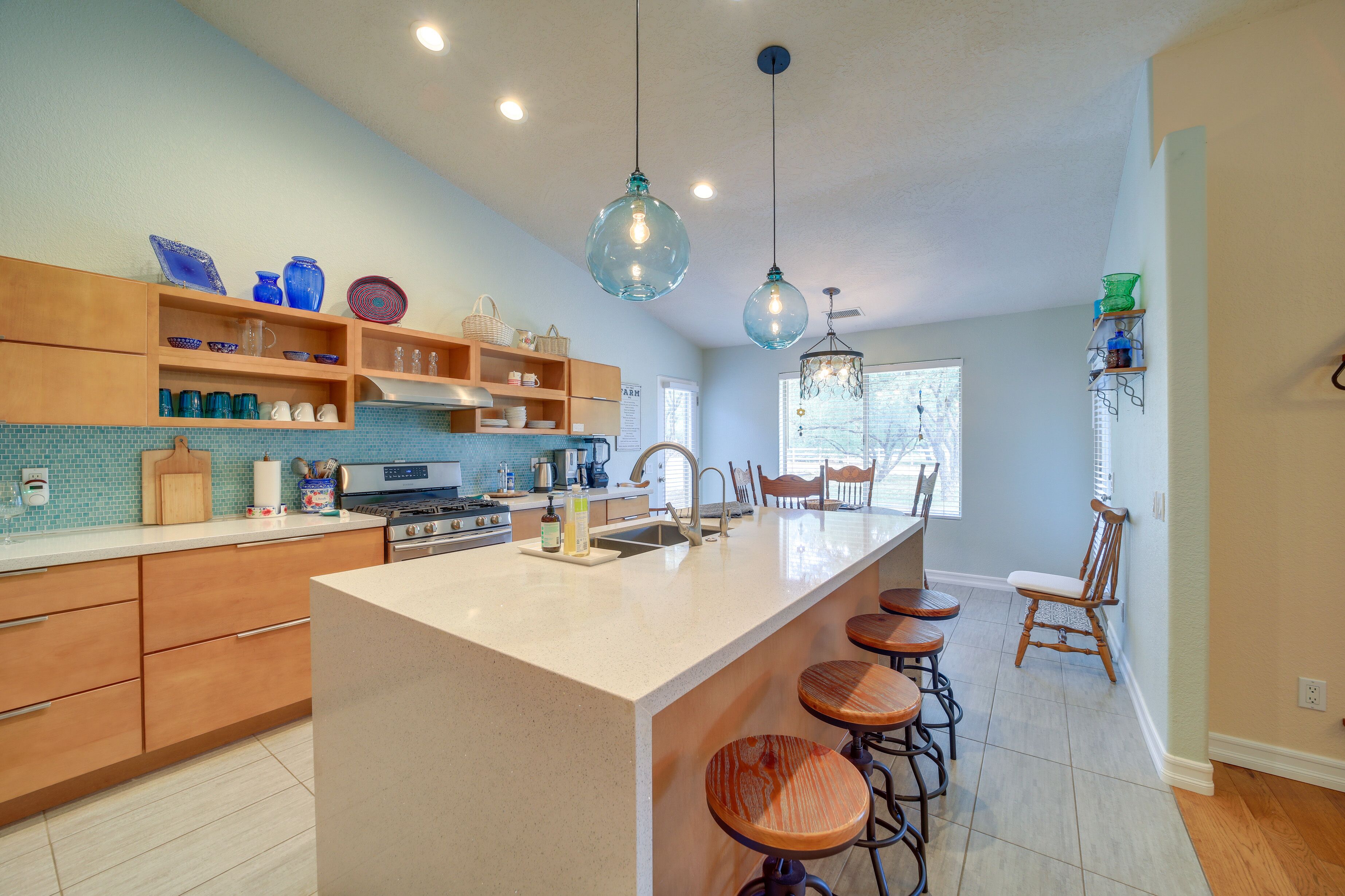 House (4 Bedrooms) | Interior