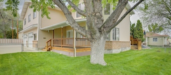 Charming Elko Home w/ Pool Table!