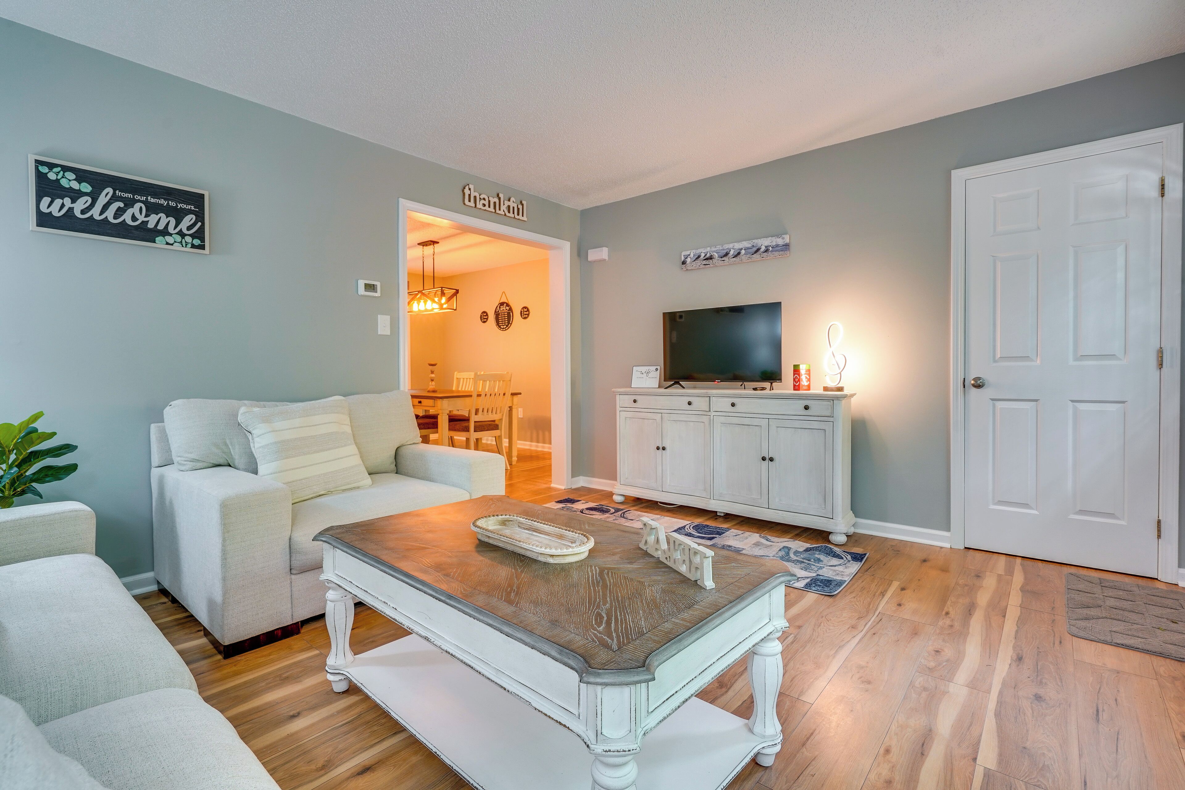 House (3 Bedrooms) | Interior