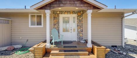 House (2 Bedrooms) | Front of property