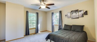 Peaceful Pineville Vacation Rental w/ Grill!
