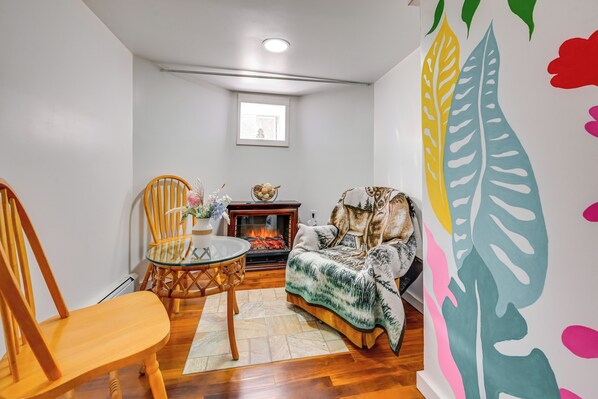 Apartment (0 Bedroom) | Interior - East Hartford Studio ~ 4 Mi to Downtown Hartford! (East Hartford)