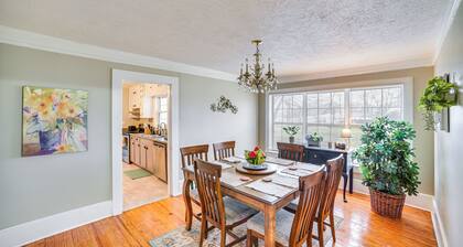 Historic Arab Home: 12 Mi to Guntersville Lake!