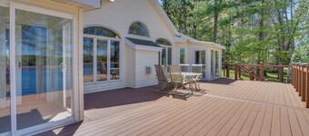 Spacious Lakefront New Auburn Home w/ Sunroom