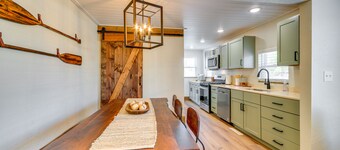 Thermopolis Vacation Rental: Walk to Bighorn River